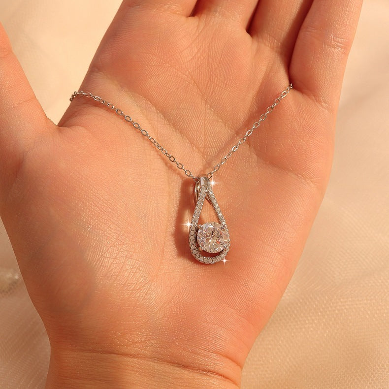 New S925 Sterling Silver Necklace For Women shining in palm