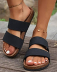 Girl wearing black Beach Open Toe Flat Sandals