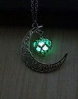 Green Colored Glowing Necklace Pendant